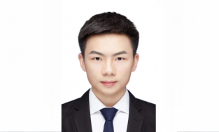 李成平/技术总监
